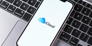 受付システム「アイタッチ」 | iCloud設定方法|iPhoneでの初期設定・設定できない時の対処法 iPhoneに映るiCloud画面 とPC