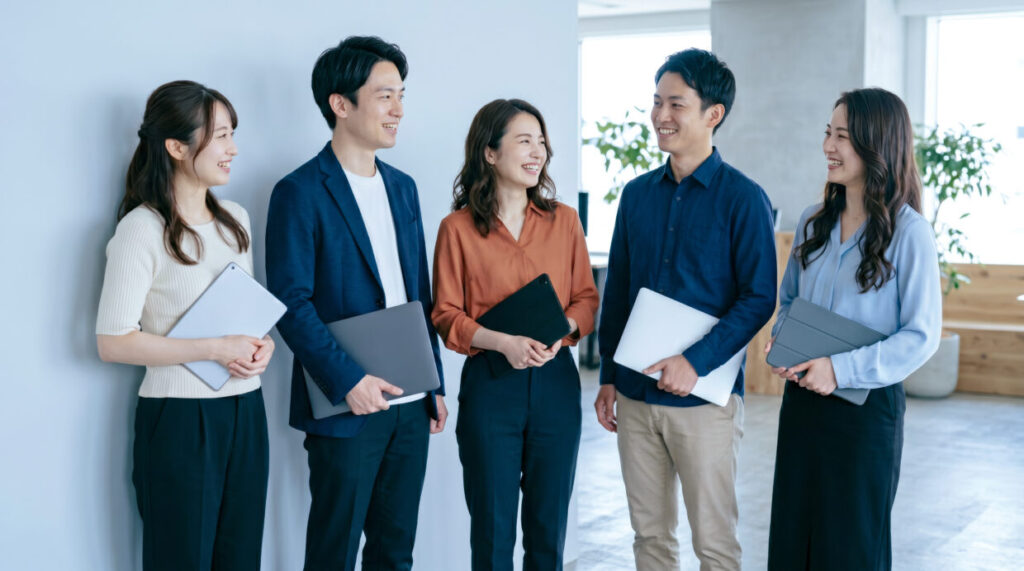 受付システム「アイタッチ」 | 受付をReDesignするとどう変わる？企業受付を見直すメリットをさまざまな角度から解説